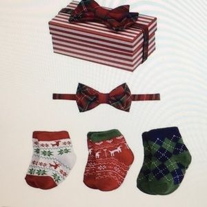 Infant Holiday Gift Box: Socks & Bow Tie